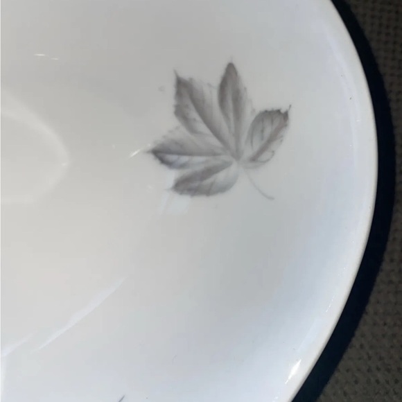 RARE - B&G Bing & Grondahl kjøbenhavn Denmark 92 Teapot - Falling Leaves Autumn - Picture 2 of 7